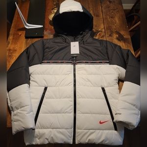 Nike puffer jacket